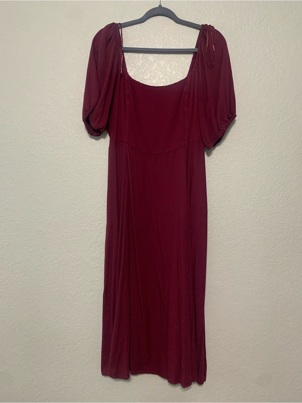 Old Navy Burgundy Puff-Sleeve Midi Dress